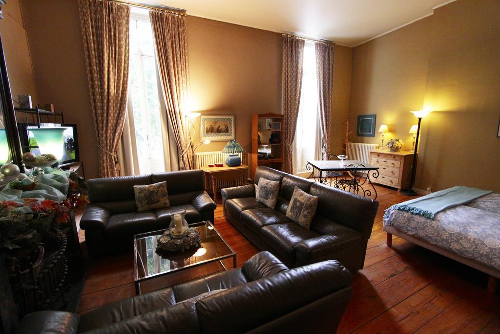 Home Fleuri Guesthouse Bruggy Exteriér fotografie
